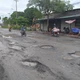“Đánh vật” với con đường đau khổ