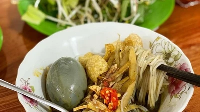 Cầm 100.000 đồng "săn foodtour" cực chất giữa lòng Pleiku