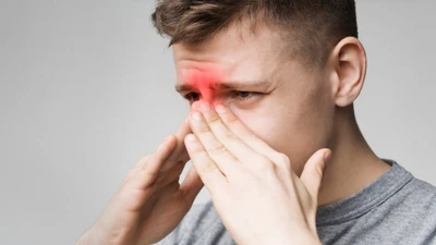 Nghẹt mũi, đau họng đi khám phát hiện... u hốc mũi trái
