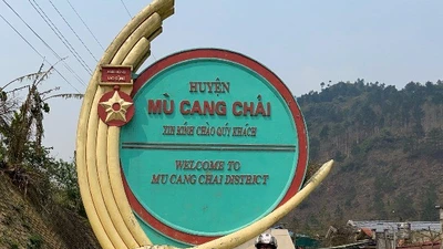 Chàng trai 3 năm xuyên Việt, săn ảnh 63 biển tên tỉnh cũ