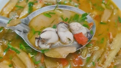 Canh hàu nấu gừng món ăn giúp tăng cường sinh lý nam giới