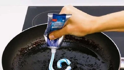 Mẹo làm sạch nồi cháy đen dễ áp dụng tại nhà