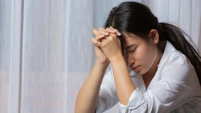Lấy chồng giàu, tôi nhận ra hào quang chỉ là lớp mặt nạ