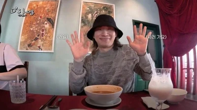 Daesung (Big Bang) mê chả giò, sinh tố và heo quay Việt
