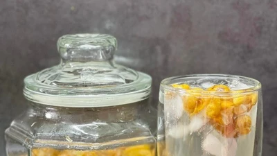 Chỉ 3 bước đơn giản có ngay nước quất hồng bì mật ong ngon, mát gan, giảm ho