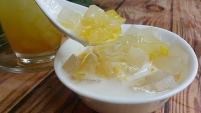 Món giải nhiệt Quảng Ngãi nhìn như rau câu, đậm vị biển 