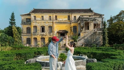 Không theo lịch trình, chuyến đi Huế vẫn khiến xao lòng