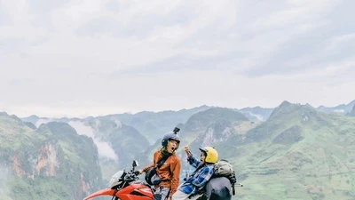 Tour phượt Tây Bắc mỗi khúc cua là một thử thách bản lĩnh