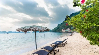 Ẩn mình giữa vịnh Lan Hạ, đảo Cát Ông hút du khách ưa khám phá