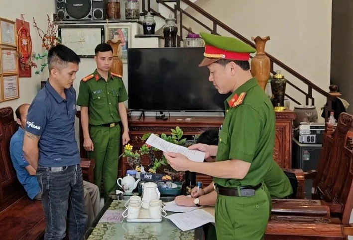 2 đối tượng giết mổ, tiêu thụ thịt lợn nhiễm bệnh ở Lạng Sơn bị khởi tố