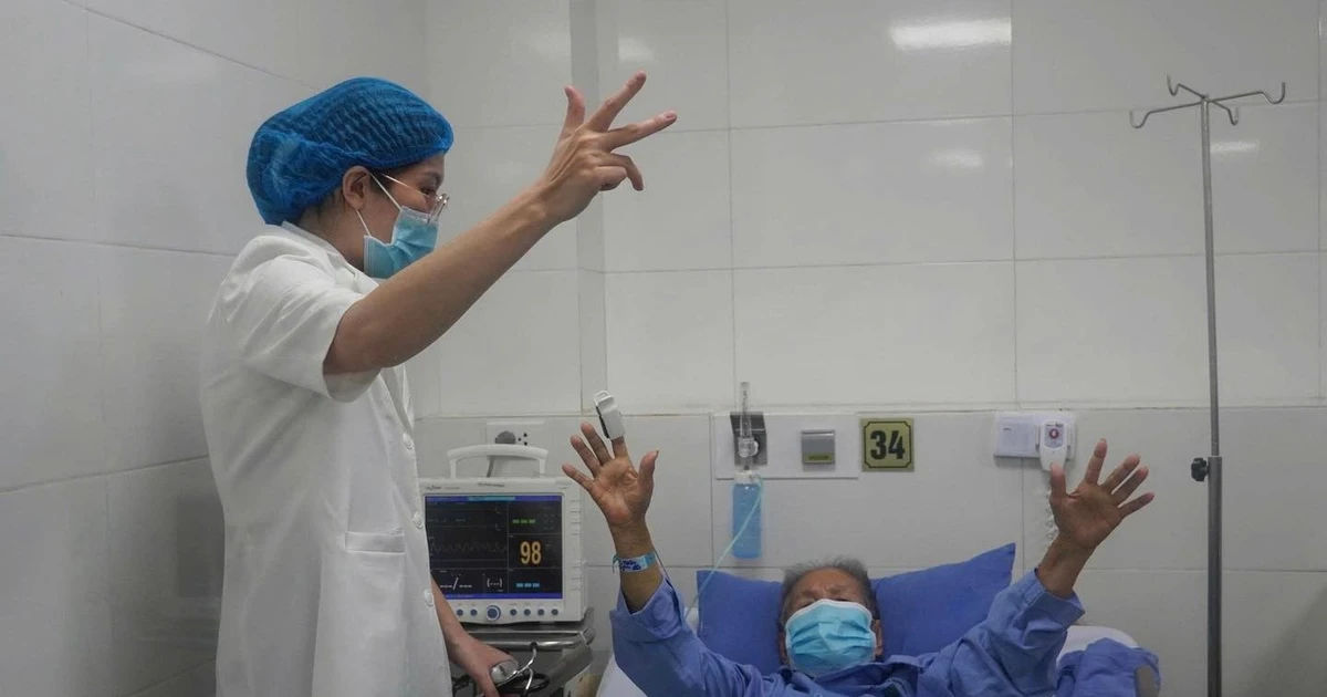 View - Đau đầu, tăng huyết áp, cụ bà 90 tuổi bị túi phình mạch não lớn | Báo Tri thức và Cuộc sống - TIN TỨC PHỔ BIẾN KIẾN THỨC 24H