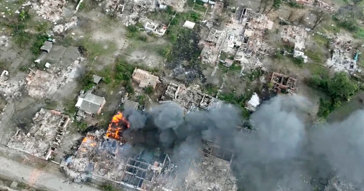 Ba tuyến phòng thủ Kharkov bị thiết giáp Nga phá vỡ trong vòng 12 giờ