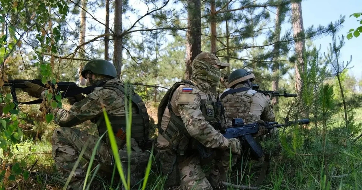 View - Ukraine chuyển quân phản công, Nga chớp thời cơ tiến vào trung tâm Pokrovsk | Báo Tri thức và Cuộc sống - TIN TỨC PHỔ BIẾN KIẾN THỨC 24H