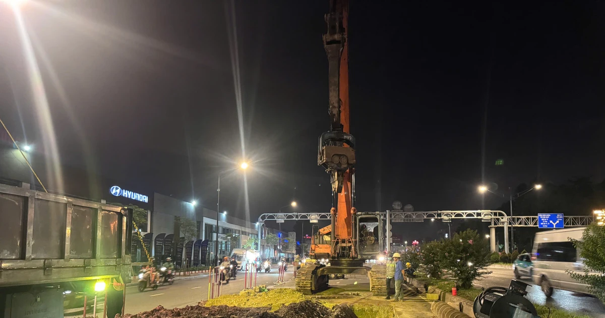 Gallery - Di dời hạ tầng tuyến metro số 2 đạt 60% khối lượng | Báo Tri thức và Cuộc sống - TIN TỨC PHỔ BIẾN KIẾN THỨC 24H