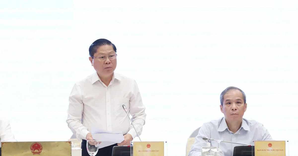 Bộ Giáo dục Đào tạo lên tiếng về tình trạng lạm thu trong năm học mới