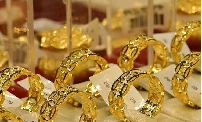 Vàng SJC bật tăng 500.000 đồng/lượng, vàng nhẫn cũng phục hồi mạnh