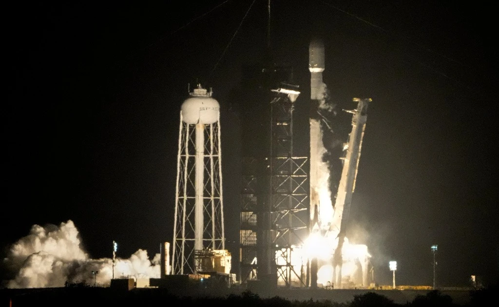 Tầng tên lửa SpaceX sắp lao xuống Mặt Trăng sau hơn 1 năm trôi dạt