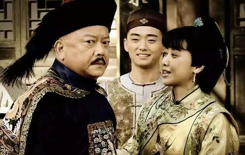 Gallery - Đại quan tham Hòa Thân: Mê mẩn vợ Tây | Báo Tri thức và Cuộc sống - TIN TỨC PHỔ BIẾN KIẾN THỨC 24H