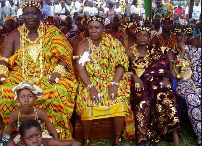 View - Lạ lùng bộ tộc dát vàng toàn thân, giàu có bậc nhất châu Phi | Báo Tri thức và Cuộc sống - TIN TỨC PHỔ BIẾN KIẾN THỨC 24H