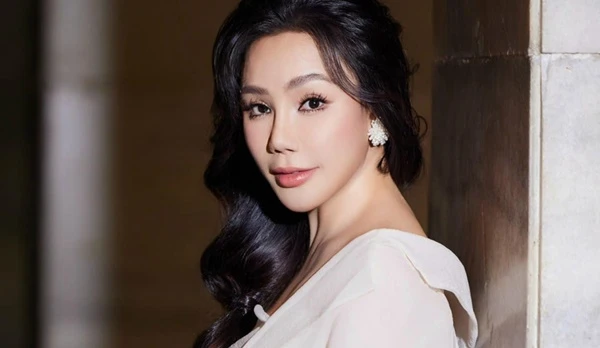 View - Đừng tiếc cho những năm vắng bóng của Hồ Quỳnh Hương | Báo Tri thức và Cuộc sống - TIN TỨC PHỔ BIẾN KIẾN THỨC 24H