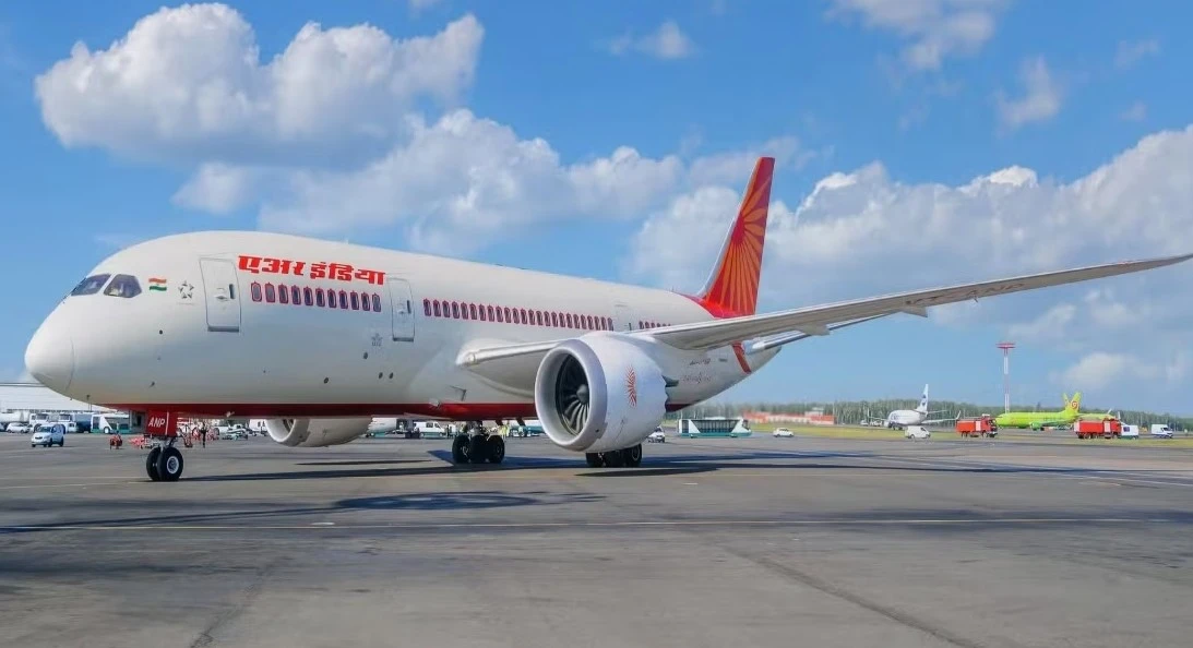 View - Máy bay Boeing chở 242 người vừa rơi tại Ấn Độ đắt cỡ nào? | Báo Tri thức và Cuộc sống - TIN TỨC PHỔ BIẾN KIẾN THỨC 24H