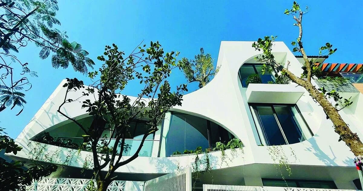 View - Ấn tượng nhà 3 tầng sở hữu những đường cong mềm mại | Báo Tri thức và Cuộc sống - TIN TỨC PHỔ BIẾN KIẾN THỨC 24H
