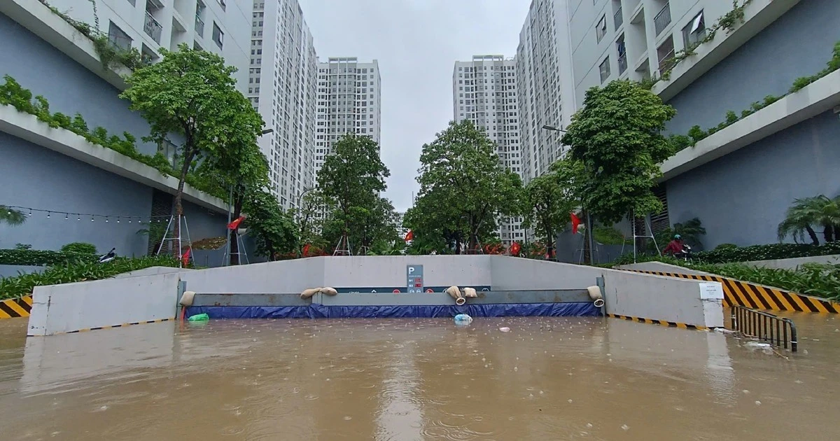 View - Muôn kiểu chống ngập tại khu chung cư, biệt thự ở Hà Nội | Báo Tri thức và Cuộc sống - TIN TỨC PHỔ BIẾN KIẾN THỨC 24H