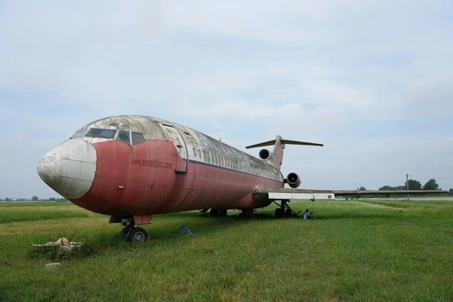 View - Máy bay Boeing "bỏ hoang" 18 năm ở Nội Bài giờ ra sao? | Báo Tri thức và Cuộc sống - TIN TỨC PHỔ BIẾN KIẾN THỨC 24H