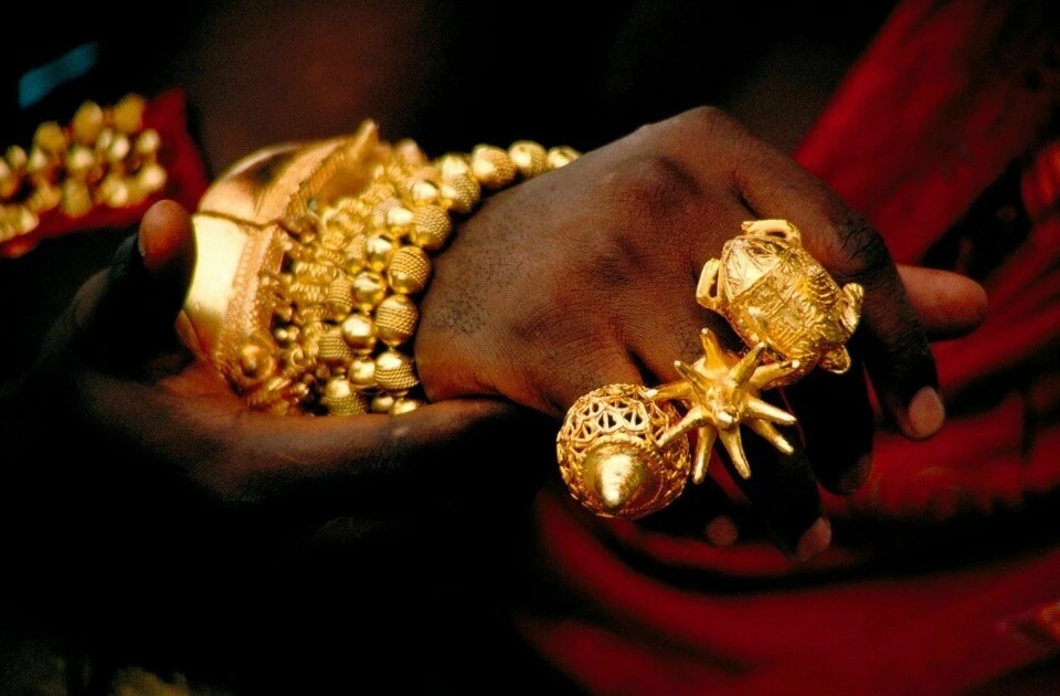 Gallery - Bí ẩn bộ tộc giàu đến nỗi đắp vàng lên người | Báo Tri thức và Cuộc sống - TIN TỨC PHỔ BIẾN KIẾN THỨC 24H