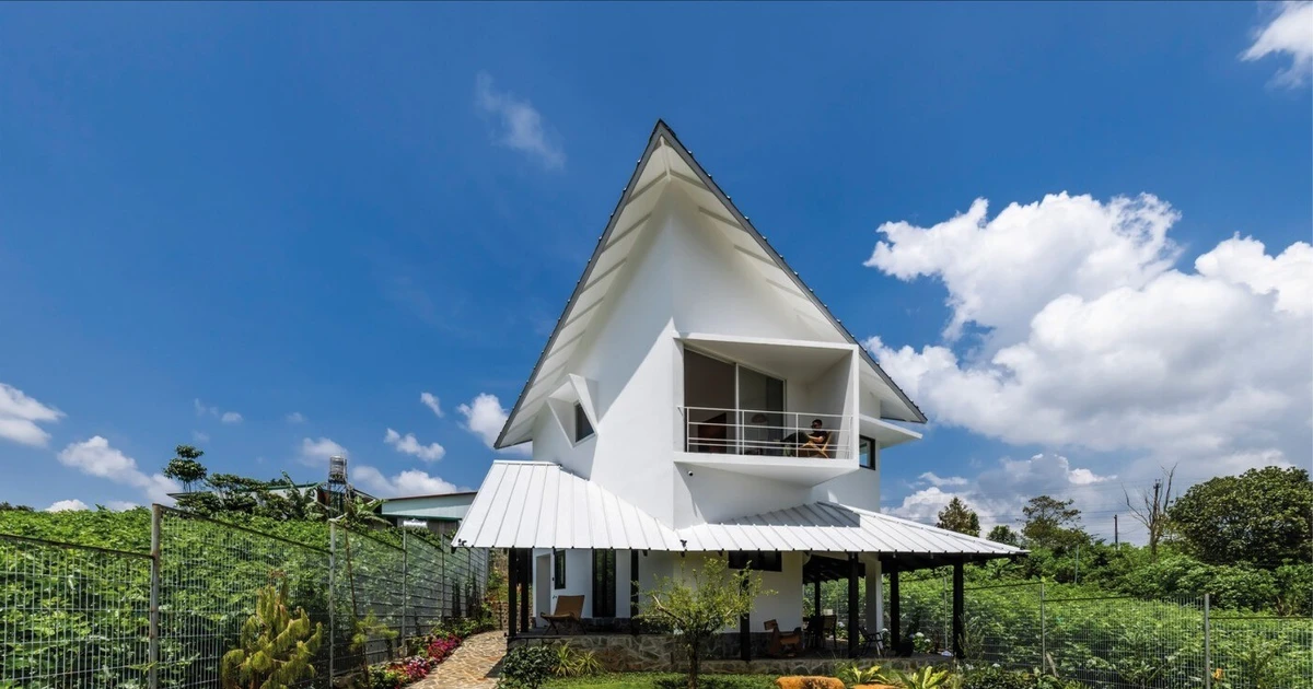 View - Ngôi nhà trên đồi với tầm nhìn đẹp mê hồn khiến báo ngoại hết lời ca tụng | Báo Tri thức và Cuộc sống - TIN TỨC PHỔ BIẾN KIẾN THỨC 24H