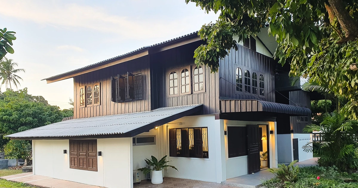 View - Nhà gỗ truyền thống hồi sinh thành không gian 2 tầng hiện đại | Báo Tri thức và Cuộc sống - TIN TỨC PHỔ BIẾN KIẾN THỨC 24H