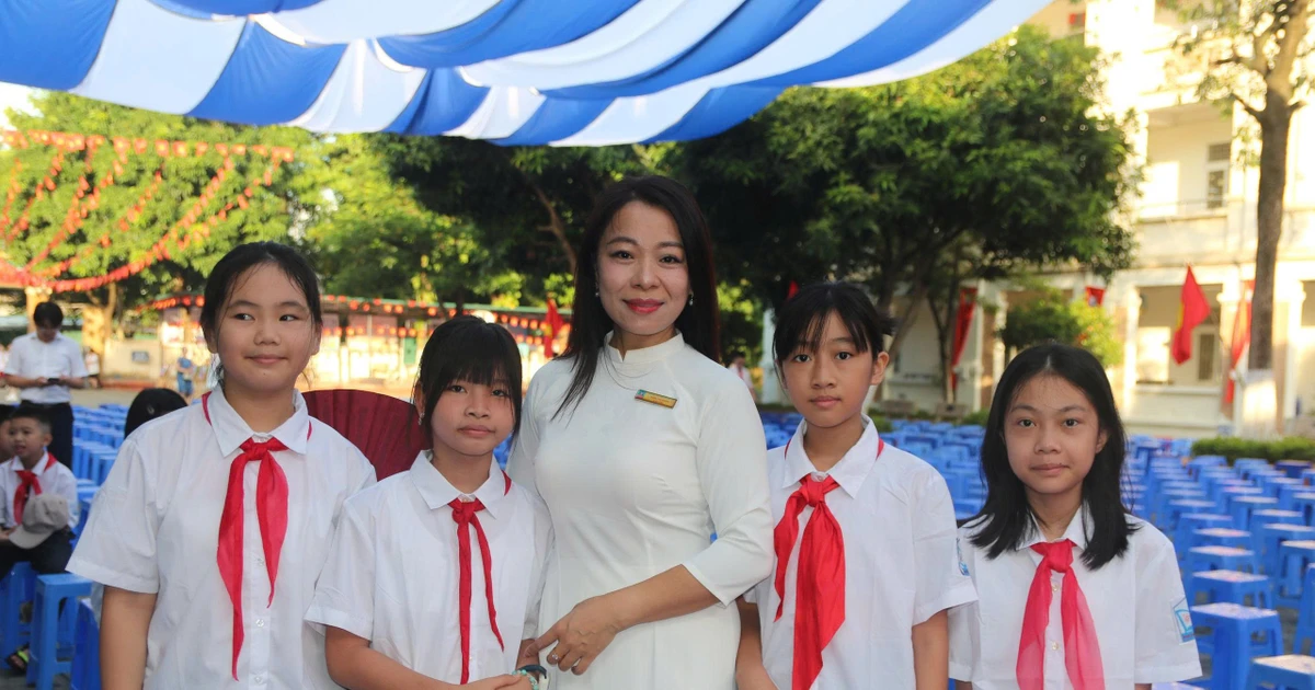 View - Năm học mới 2025-2026, kỳ vọng đổi mới giữa nhiều thách thức | Báo Tri thức và Cuộc sống - TIN TỨC PHỔ BIẾN KIẾN THỨC 24H