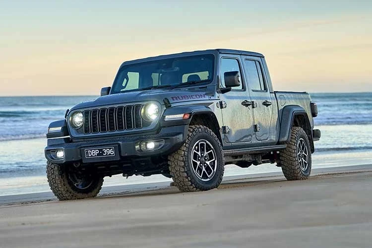 Gallery - Jeep ra mắt Wrangler và Gladiator 2026, cùng phiên bản kỷ niệm 85 năm | Báo Tri thức và Cuộc sống - TIN TỨC PHỔ BIẾN KIẾN THỨC 24H