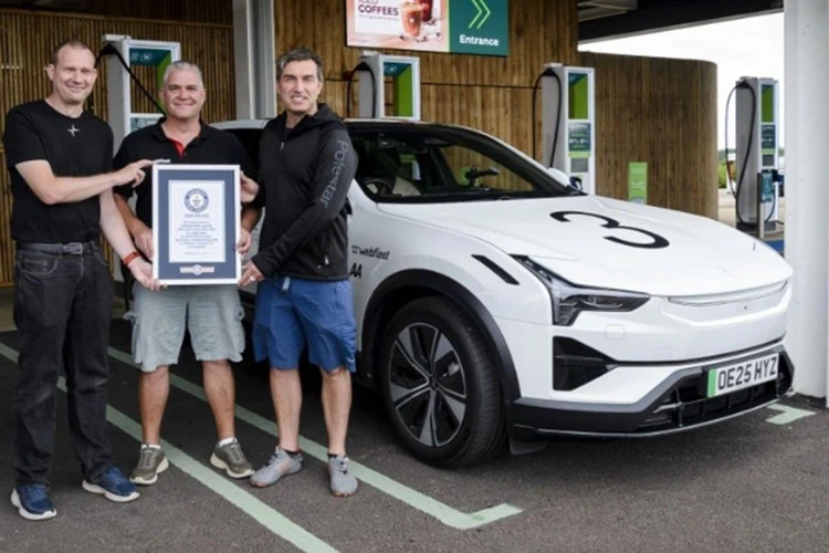 View - Xe điện Polestar 3 lập kỷ lục Guinness, chạy gần 1.000 km/sạc | Báo Tri thức và Cuộc sống - TIN TỨC PHỔ BIẾN KIẾN THỨC 24H