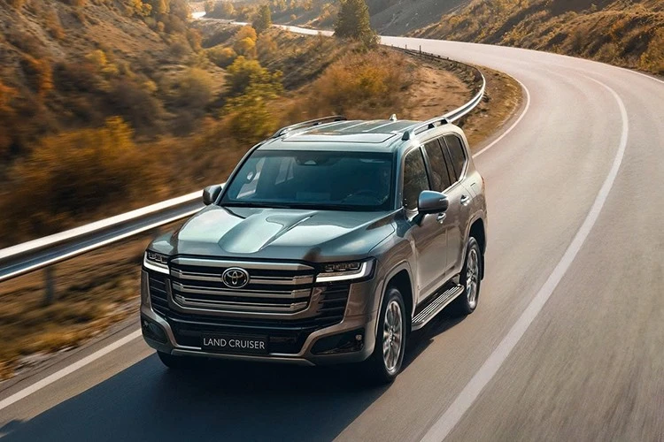 Gallery - Toyota Land Cruiser LC300 hybrid nhận cọc tại Việt Nam, ra mắt tháng 8 | Báo Tri thức và Cuộc sống - TIN TỨC PHỔ BIẾN KIẾN THỨC 24H