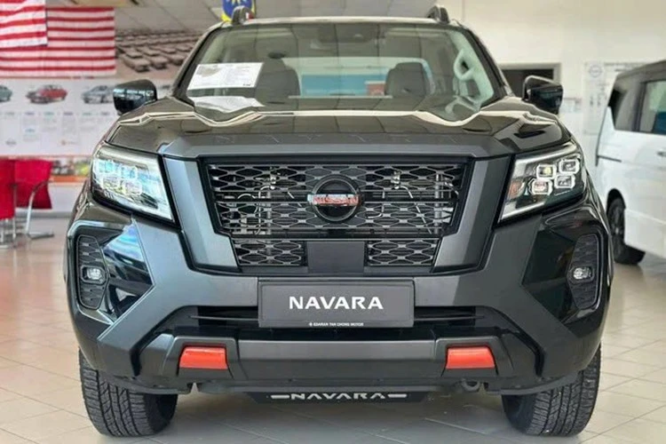 View - Nissan Navara X-Tremer 2025 mới từ 840 triệu đồng, "đấu" Ford Ranger | Báo Tri thức và Cuộc sống - TIN TỨC PHỔ BIẾN KIẾN THỨC 24H