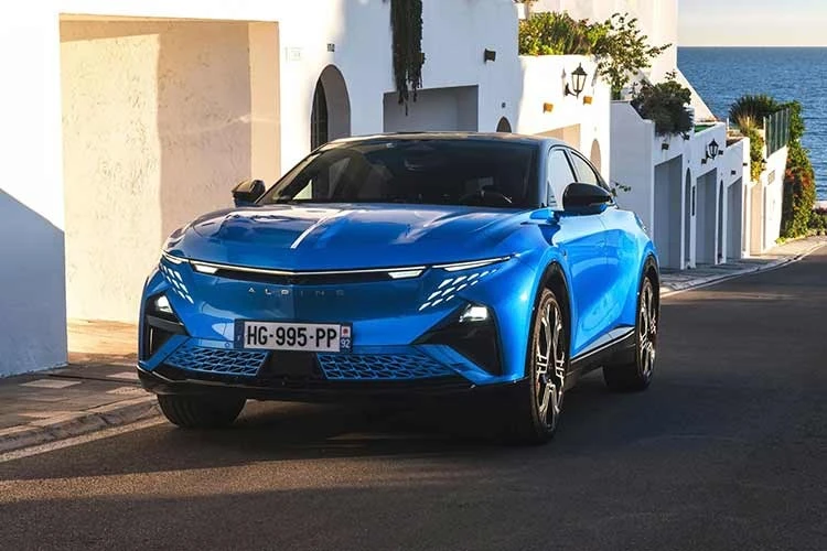 View - Alpine A390 chạy điện từ 2,15 tỷ đồng sẵn sàng "đấu" Porsche Macan EV | Báo Tri thức và Cuộc sống - TIN TỨC PHỔ BIẾN KIẾN THỨC 24H