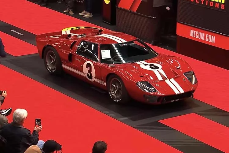 Gallery - Ford GT40 MkII Factory Lightweight 1966 có giá kinh điển, tới 325 tỷ đồng | Báo Tri thức và Cuộc sống - TIN TỨC PHỔ BIẾN KIẾN THỨC 24H