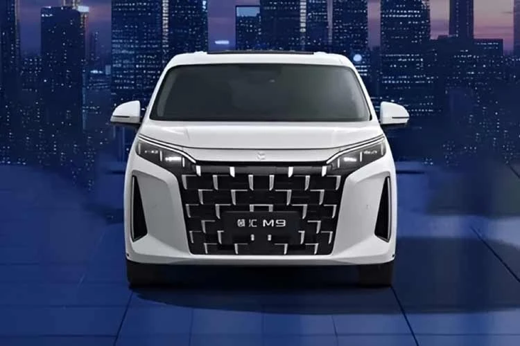 View - Linghui M9 2026 ra mắt - MPV phiên bản chạy dịch vụ của BYD M9 | Báo Tri thức và Cuộc sống - TIN TỨC PHỔ BIẾN KIẾN THỨC 24H