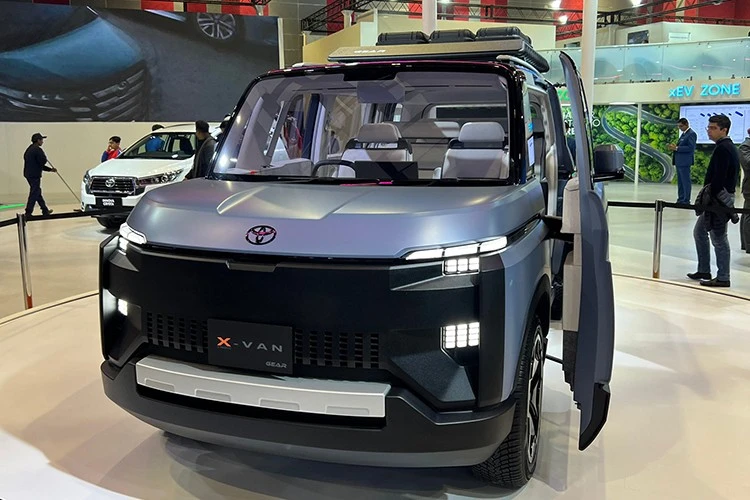 View - Toyota X-Van Gear - MPV "đẹp như Land Cruiser" sắp ra mắt | Báo Tri thức và Cuộc sống - TIN TỨC PHỔ BIẾN KIẾN THỨC 24H