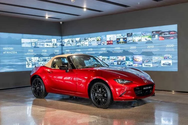 View - Mazda MX-5 nhận đặt cọc tại Việt Nam, dự kiến hơn 1,3 tỷ đồng | Báo Tri thức và Cuộc sống - TIN TỨC PHỔ BIẾN KIẾN THỨC 24H
