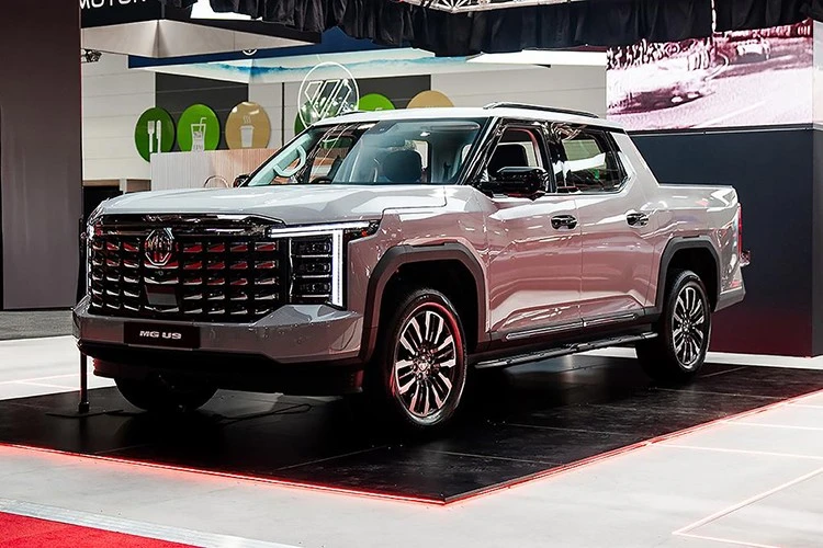 MG U9 trình làng, liệu có đủ sức cạnh tranh Frod Ranger và Toyota Hilux?