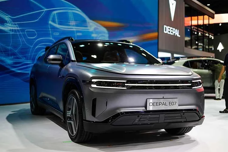 View - Deepal E07 từ 1,21 tỷ đồng - SUV điện có thể “hô biến” thành bán tải | Báo Tri thức và Cuộc sống - TIN TỨC PHỔ BIẾN KIẾN THỨC 24H