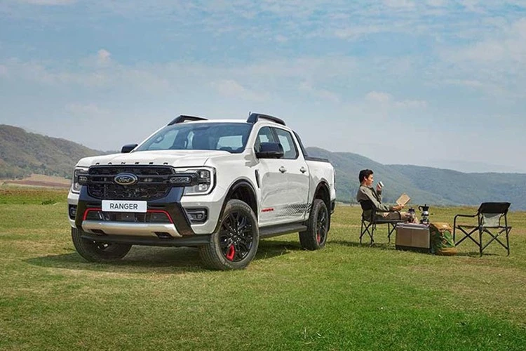 Ford Ranger giảm doanh số vẫn “thống trị” hơn 70% thị phần xe bán tải