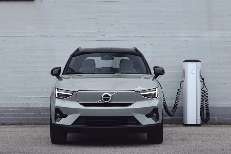 View - Volvo XC40 Recharge bị kiện vì lỗi tự tăng tốc mất kiểm soát | Báo Tri thức và Cuộc sống - TIN TỨC PHỔ BIẾN KIẾN THỨC 24H