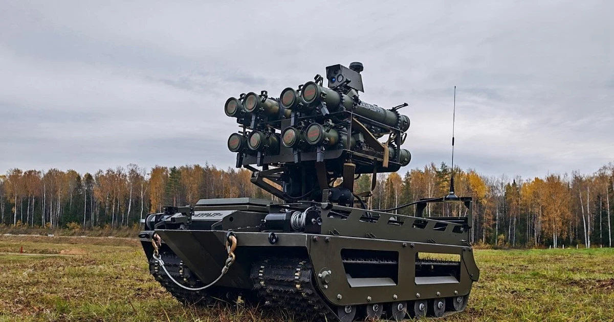 View - Nga hé lộ robot phun lửa không người lái trên chiến trường Ukraine | Báo Tri thức và Cuộc sống - TIN TỨC PHỔ BIẾN KIẾN THỨC 24H