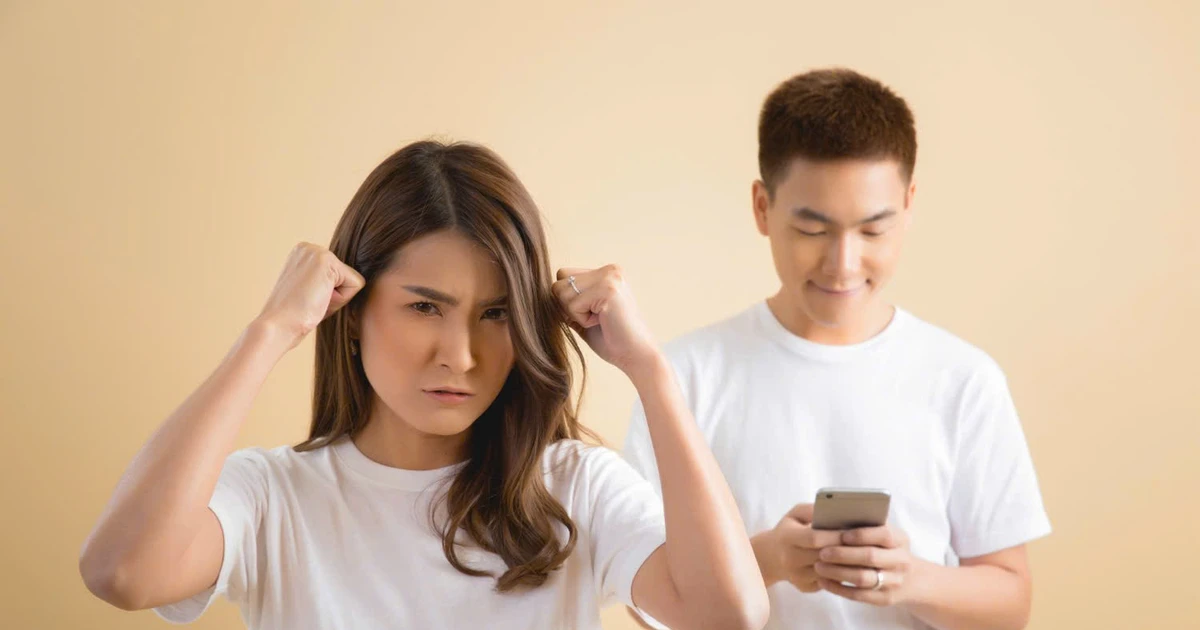 View - Căng thẳng tài chính ảnh hưởng đến đời sống vợ chồng | Báo Tri thức và Cuộc sống - TIN TỨC PHỔ BIẾN KIẾN THỨC 24H