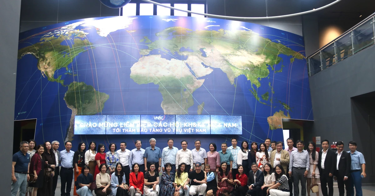View - VUSTA làm việc với Trung tâm vũ trụ Việt Nam, khẳng định vai trò chiến lược | Báo Tri thức và Cuộc sống - TIN TỨC PHỔ BIẾN KIẾN THỨC 24H