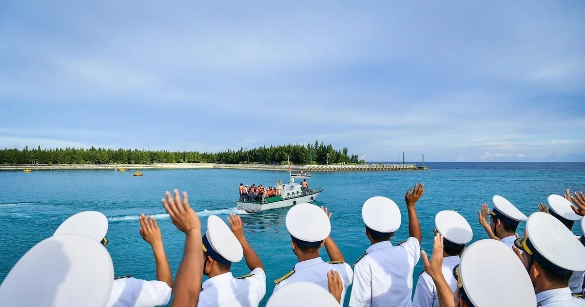 “Bầu Hiển” ủng hộ 5 tỷ đồng để cùng phủ xanh đặc khu Trường Sa của Tổ quốc