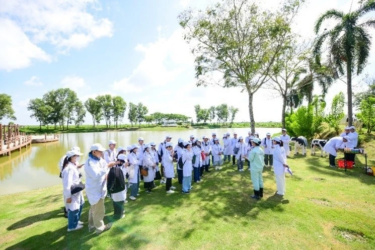 View - VINAMILK “MỞ KHÓA TỰ NHIÊN” tại GREEN FARM: Mô hình sinh thái truyền cảm hứng | Báo Tri thức và Cuộc sống - TIN TỨC PHỔ BIẾN KIẾN THỨC 24H